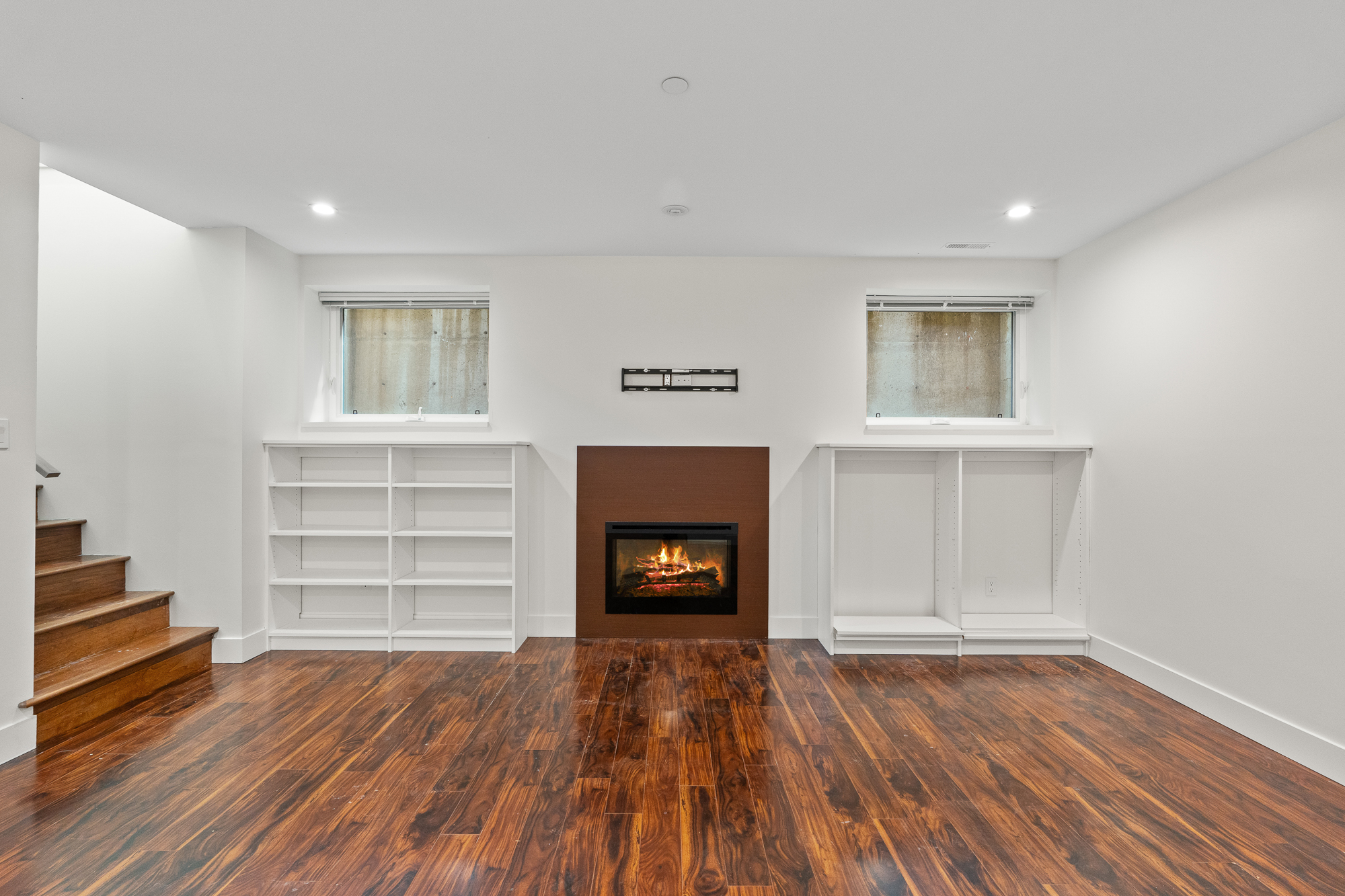 6528 Marine Drive